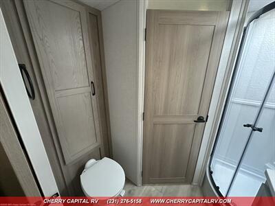 2025 Rockwood MINI LITE 2516S   - Photo 16 - Grawn, MI 49637