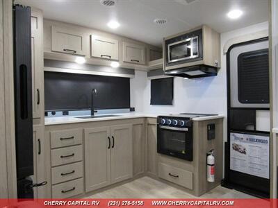 2025 Rockwood MINI LITE 2516S   - Photo 30 - Grawn, MI 49637