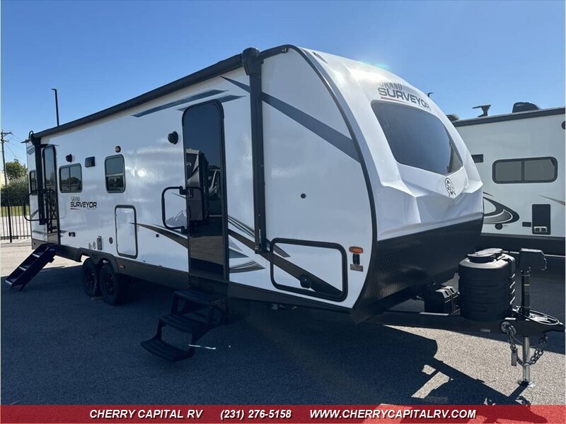 2023 Forest River GRAND SURVEYOR 253RLS - Photo 1 - Grawn, MI 49637