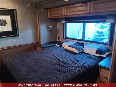 2013 ITASCA SUNOVA 36V - Photo 43 - Grawn, MI 49637