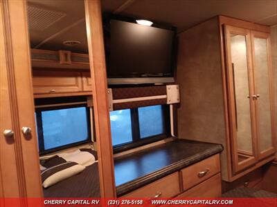 2013 ITASCA SUNOVA 36V   - Photo 16 - Grawn, MI 49637