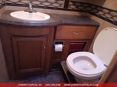 2013 ITASCA SUNOVA 36V - Photo 42 - Grawn, MI 49637