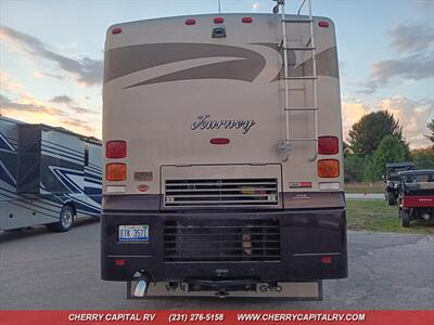 2007 Winnebago Journey 36G   - Photo 4 - Grawn, MI 49637
