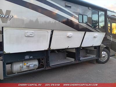 2007 Winnebago Journey 36G   - Photo 6 - Grawn, MI 49637
