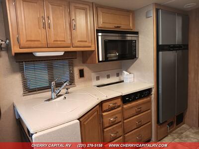 2007 Winnebago Journey 36G   - Photo 30 - Grawn, MI 49637