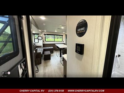 2026 PrimeTime Avenger 27REI   - Photo 2 - Grawn, MI 49637