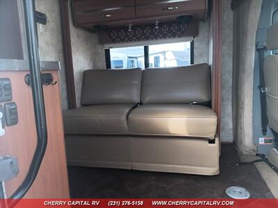2012 Winnebago View M-24G - Photo 9 - Grawn, MI 49637