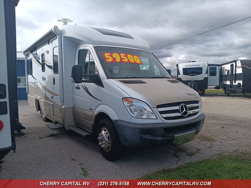 2012 Winnebago View M-24G  