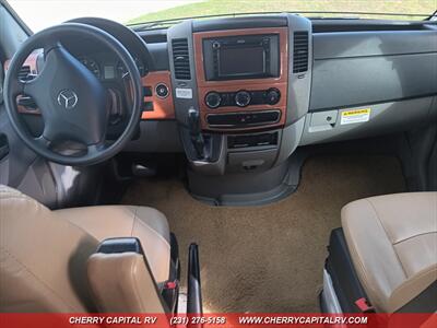 2012 Winnebago View M-24G - Photo 10 - Grawn, MI 49637