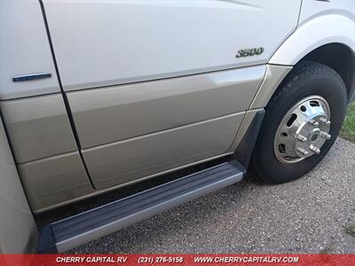 2012 Winnebago View M-24G - Photo 43 - Grawn, MI 49637