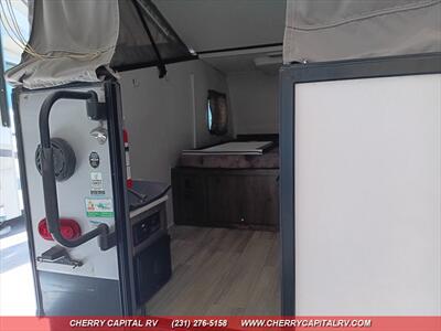 2022 COACHMEN CLIPPER 9.0   - Photo 25 - Grawn, MI 49637