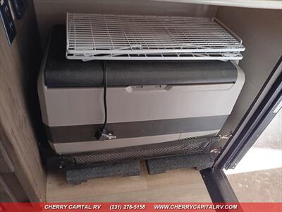 2022 COACHMEN CLIPPER 9.0   - Photo 17 - Grawn, MI 49637