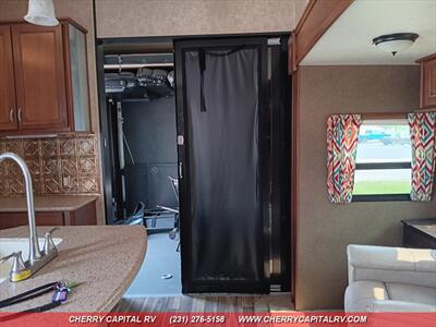 2016 HIGHLAND RIDGE HIGHLANDER HT31RGR   - Photo 32 - Grawn, MI 49637