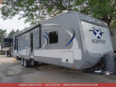 2016 HIGHLAND RIDGE HIGHLANDER HT31RGR   - Photo 2 - Grawn, MI 49637