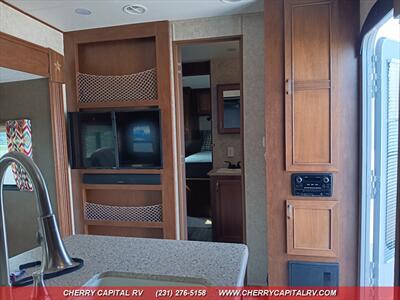 2016 HIGHLAND RIDGE HIGHLANDER HT31RGR   - Photo 18 - Grawn, MI 49637