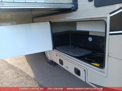 2018 COACHMEN PRISM M-24EF   - Photo 5 - Grawn, MI 49637