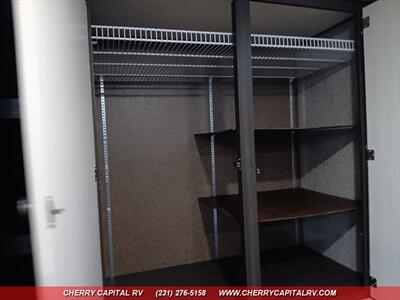 2018 COACHMEN PRISM M-24EF   - Photo 38 - Grawn, MI 49637