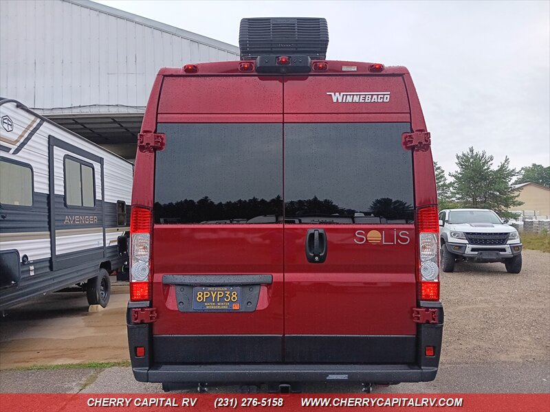 2023 Winnebago Solis M-59PX Ram - Photo 8 - Grawn, MI 49637