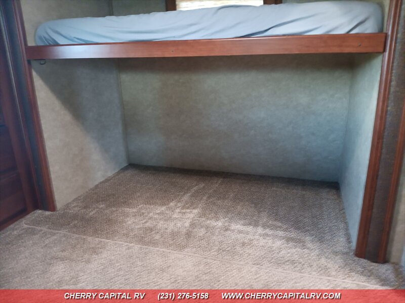 2014 Crusader M-360BHS - Photo 46 - Grawn, MI 49637