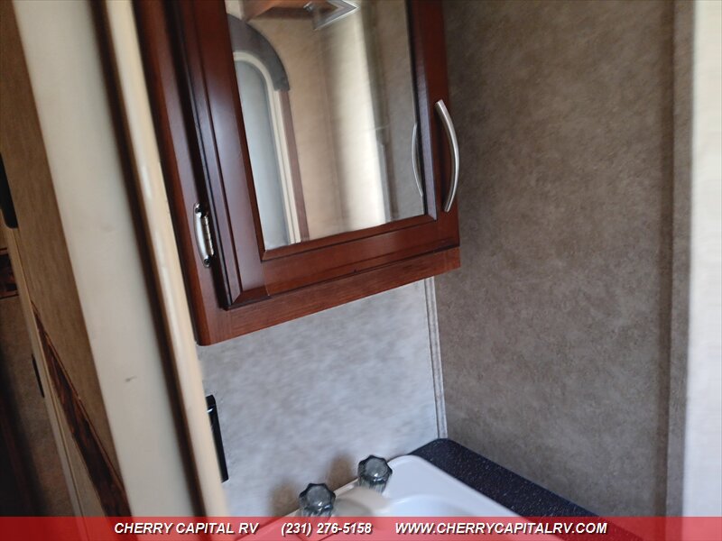 2014 Crusader M-360BHS - Photo 53 - Grawn, MI 49637