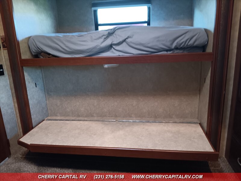 2014 Crusader M-360BHS - Photo 50 - Grawn, MI 49637