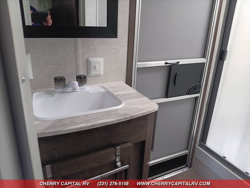2021 Wildwood X-Lite 263BHXL - Photo 9 - Grawn, MI 49637