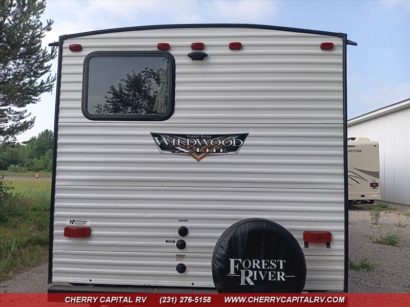 2021 Wildwood X-Lite 263BHXL - Photo 23 - Grawn, MI 49637