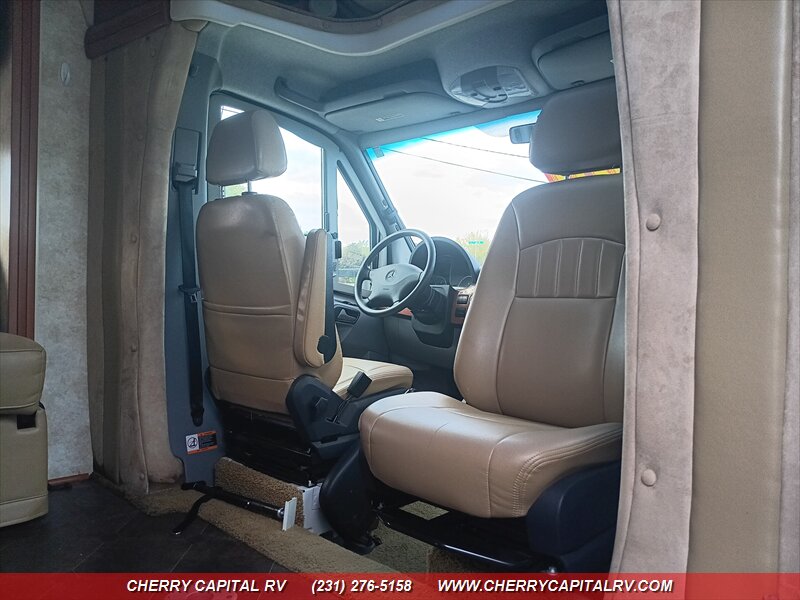 2012 Winnebago View 24G - Photo 41 - Grawn, MI 49637