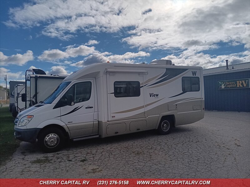 2012 Winnebago View 24G - Photo 5 - Grawn, MI 49637