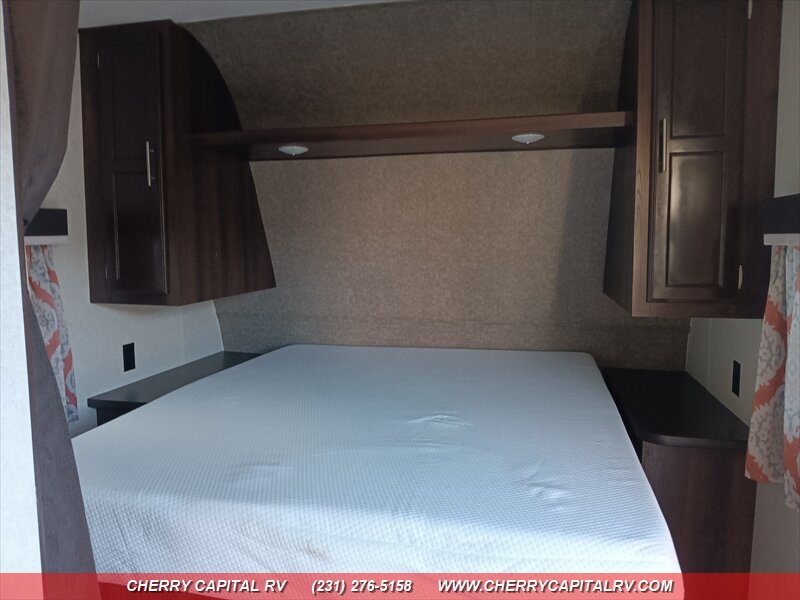 2019 Jayco Jay Flight 212QB - Photo 21 - Grawn, MI 49637