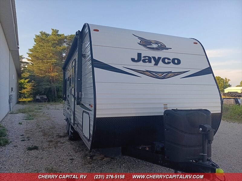 2019 Jayco Jay Flight 212QB   - Photo 1 - Grawn, MI 49637