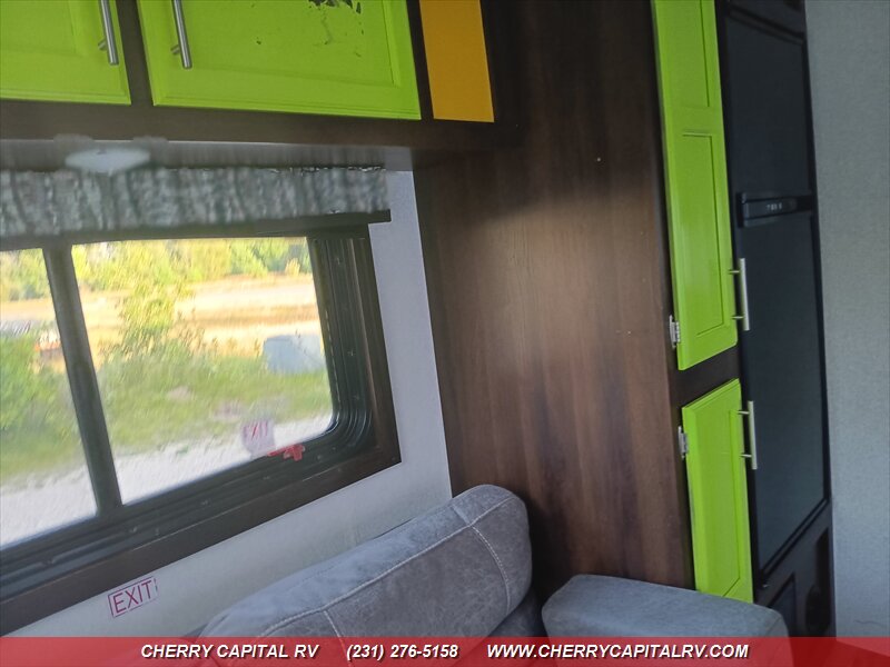 2019 Jayco Jay Flight 212QB - Photo 9 - Grawn, MI 49637