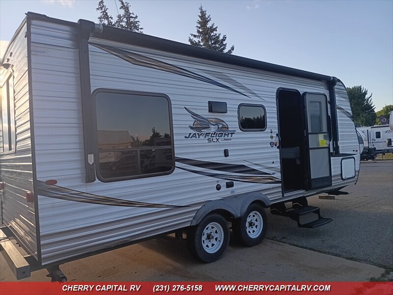 2019 Jayco Jay Flight 212QB - Photo 2 - Grawn, MI 49637