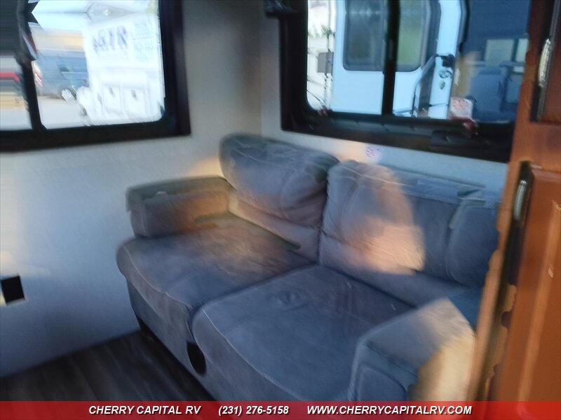 2019 Jayco Jay Flight 212QB - Photo 29 - Grawn, MI 49637