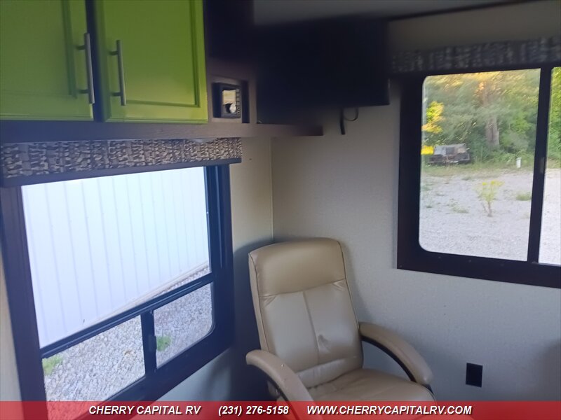 2019 Jayco Jay Flight 212QB - Photo 17 - Grawn, MI 49637