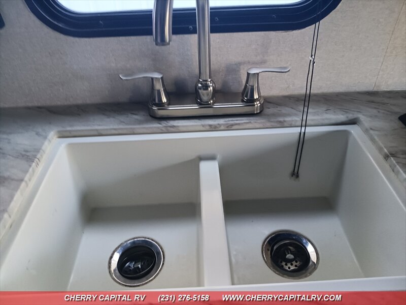 2019 Jayco Jay Flight 212QB - Photo 25 - Grawn, MI 49637
