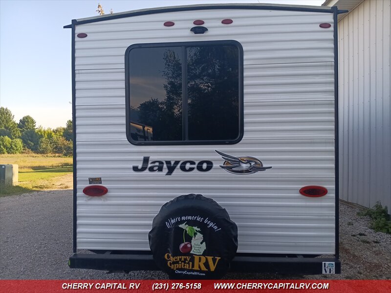 2019 Jayco Jay Flight 212QB - Photo 4 - Grawn, MI 49637