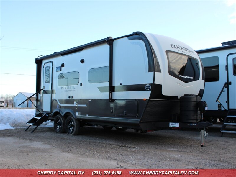 2026 Rockwood Mini Lite 2109S   - Photo 1 - Grawn, MI 49637