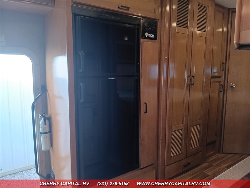 2019 Thor Quantum KW29-25L - Photo 9 - Grawn, MI 49637
