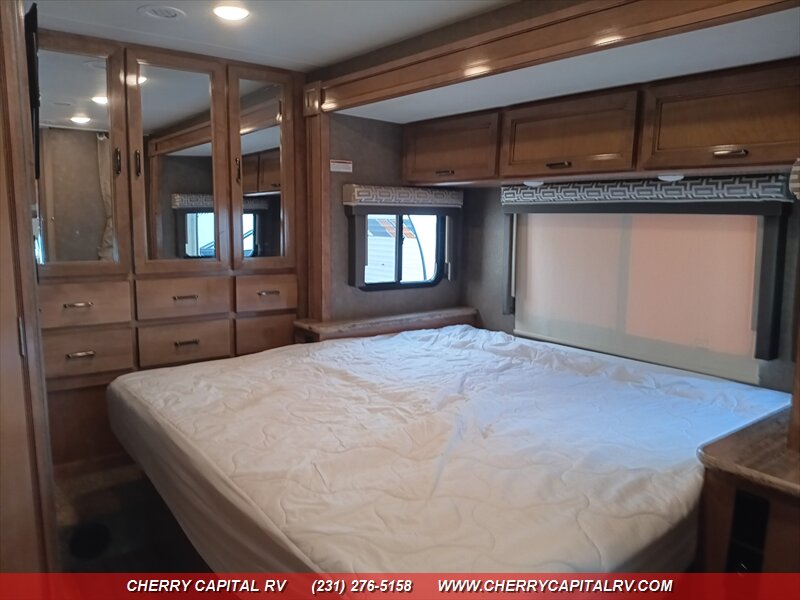 2019 Thor Quantum KW29-25L - Photo 13 - Grawn, MI 49637