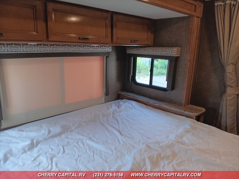 2019 Thor Quantum KW29-25L - Photo 21 - Grawn, MI 49637