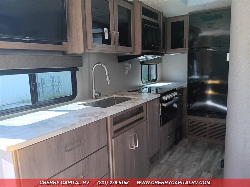 2023 Grand Design RV Imagine XLS 17MKE - Photo 7 - Grawn, MI 49637