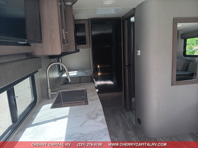 2023 Grand Design RV Imagine XLS 17MKE - Photo 20 - Grawn, MI 49637