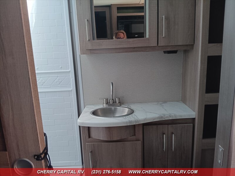 2023 Grand Design RV Imagine XLS 17MKE - Photo 12 - Grawn, MI 49637