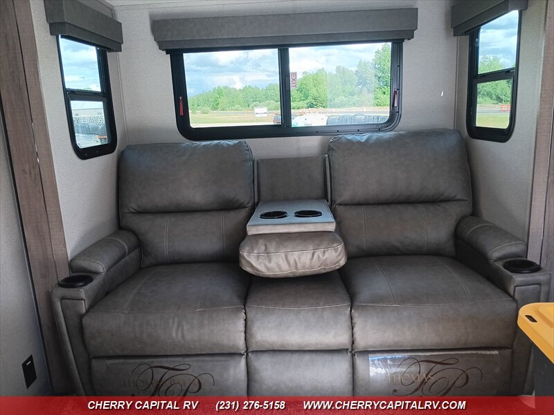2023 Grand Design RV Imagine XLS 17MKE - Photo 19 - Grawn, MI 49637