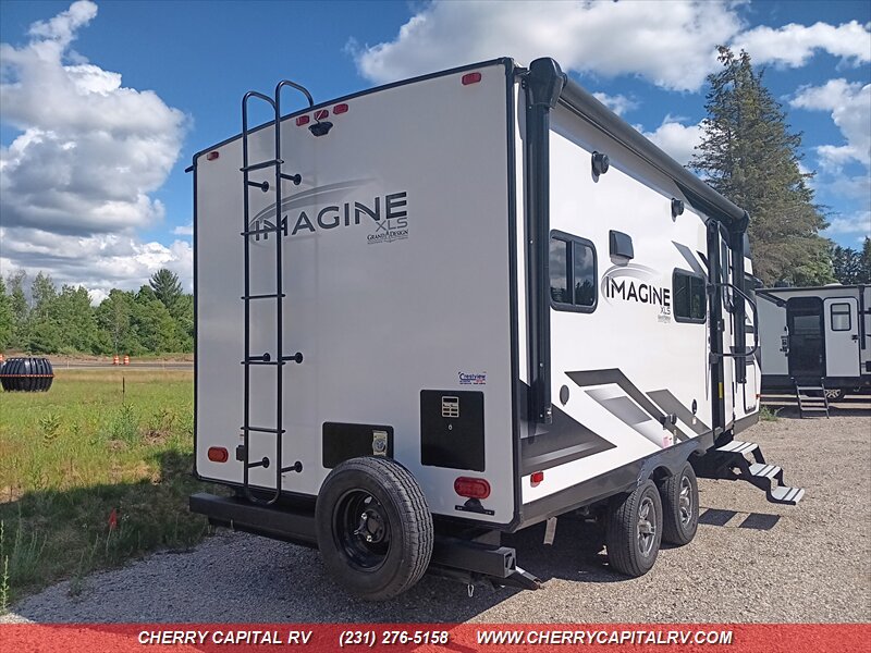 2023 Grand Design RV Imagine XLS 17MKE - Photo 4 - Grawn, MI 49637