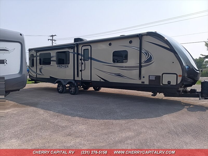 2019 Keystone Bullet Premier 34RIPR - Photo 1 - Grawn, MI 49637