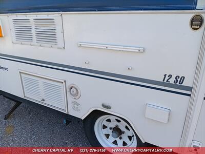 2001 Jayco Eagle 12 SO   - Photo 2 - Grawn, MI 49637