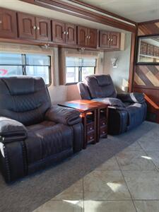 2010 Winnebago TOUR M-40BD   - Photo 21 - Grawn, MI 49637