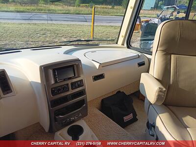 2015 ITASCA SUNSTAR 27N   - Photo 39 - Grawn, MI 49637